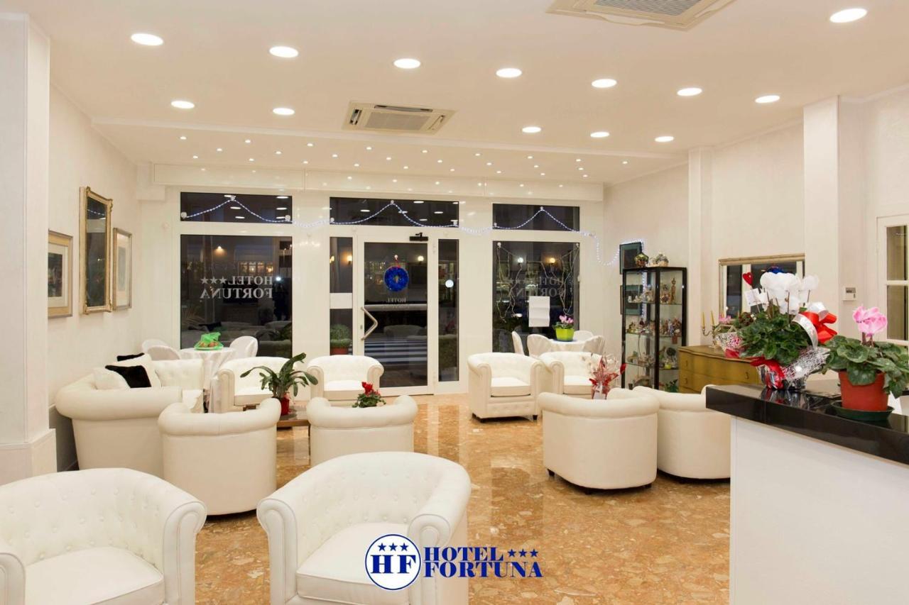 Hotel Fortuna San Bartolomeo Al Mare Exterior photo